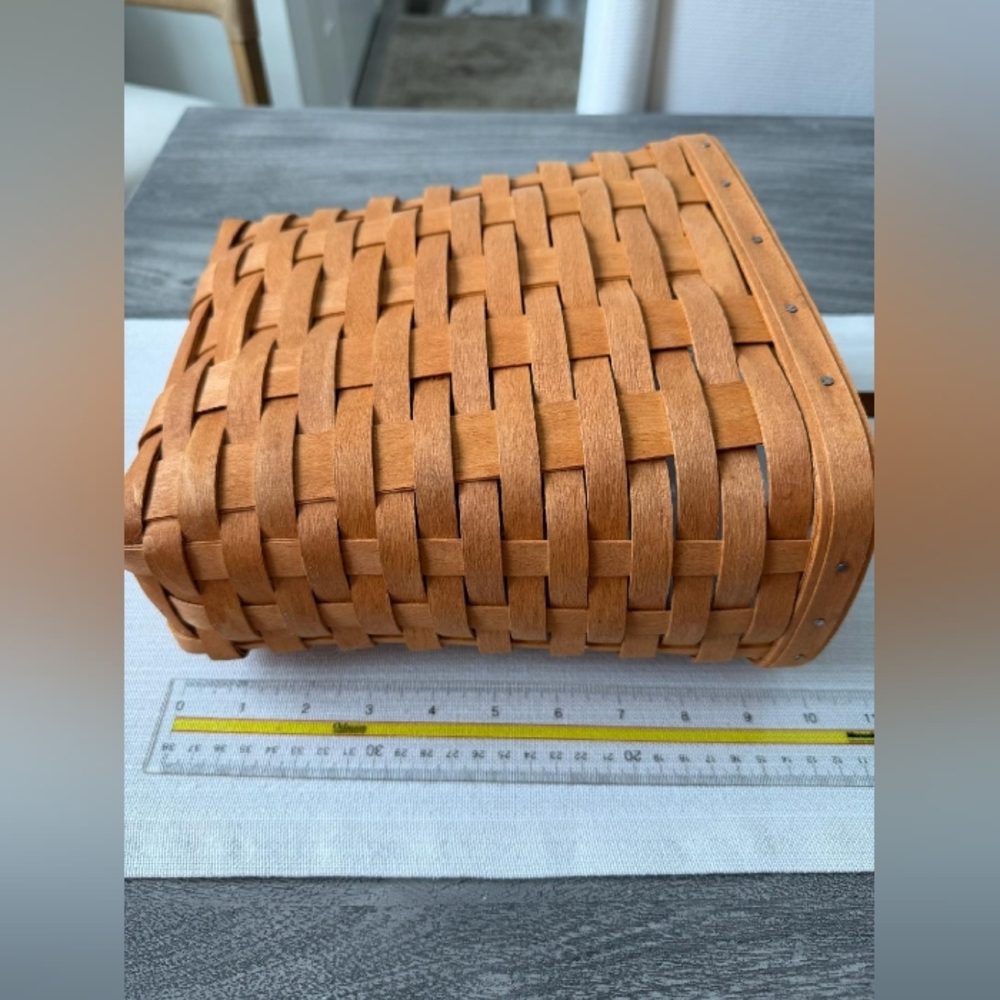 1995 Longaberger Tall Key Basket 11053 w/ Liner Included, Perfect Condition - Picture 10 of 13
